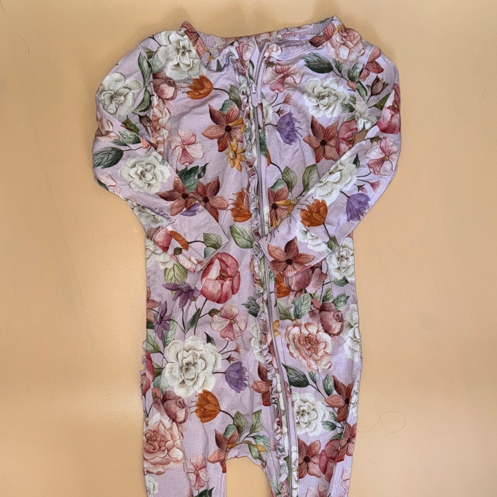 Posh peanut floral zippy sleeper - Picture 6 of 8